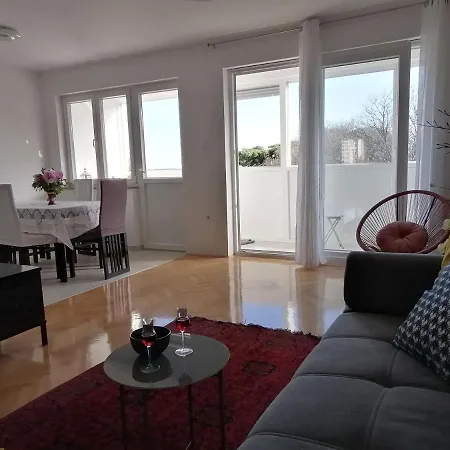 Sunny Spot Apartment Pula